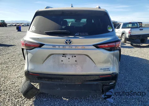 2021 Toyota Sienna Limited z USA, uszkodzony, nr VIN 5TDESKFC7MS026322